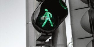 Traffic light display
