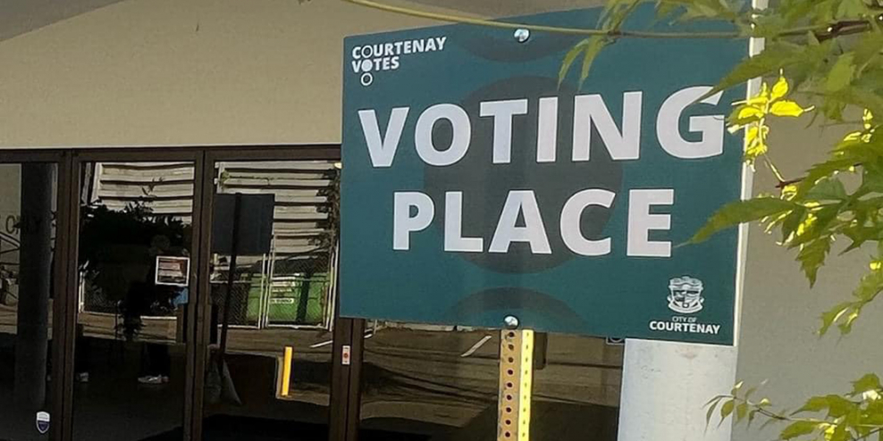 A sign that reads "Courtenay voting place" outside the Florence Filberg Centre.